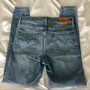 Levi’s 720 High Rise Super Skinny Jeans